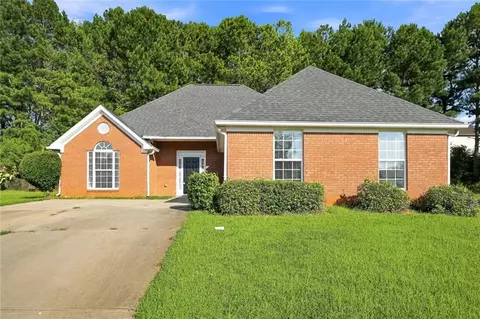 1335 Saint Isabella Ct, Locust Grove, GA 30248