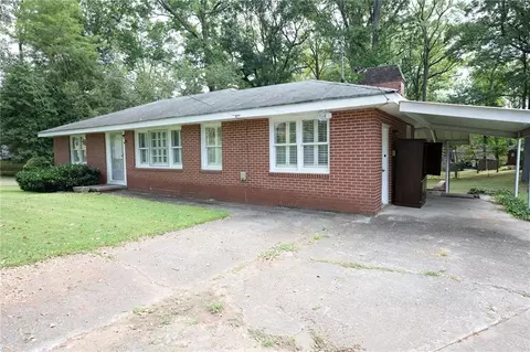 529 Lovejoy St SE, Marietta, GA 30008