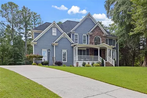 685 Red Sunset Cir, Powder Springs, GA 30127