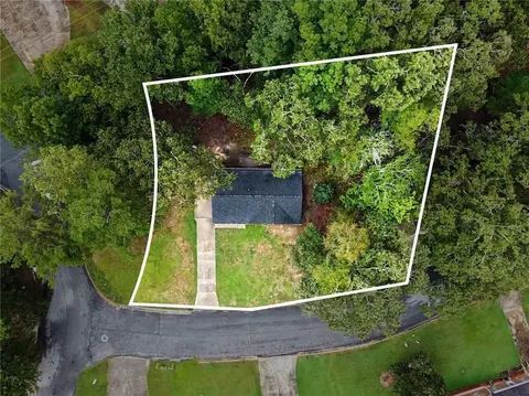 View/Area - 6010 Fieldcrest Dr, Morrow, GA 30260 photo 5 of 8