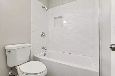 Bath - 6010 Fieldcrest Dr, Morrow, GA 30260 photo 3 of 3