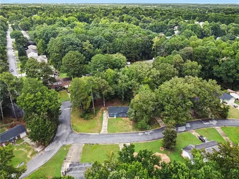 View/Area - 6010 Fieldcrest Dr, Morrow, GA 30260 photo 2 of 8