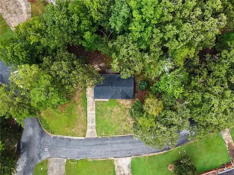 View/Area - 6010 Fieldcrest Dr, Morrow, GA 30260 photo 1 of 8