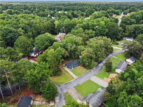 View/Area - 6010 Fieldcrest Dr, Morrow, GA 30260 photo 3 of 8