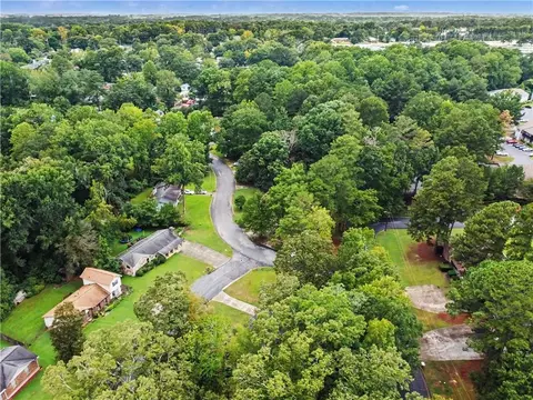 View/Area - 6010 Fieldcrest Dr, Morrow, GA 30260 photo 4 of 8