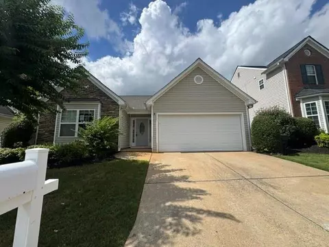 323 Greystone Pkwy, Hiram, GA 30141