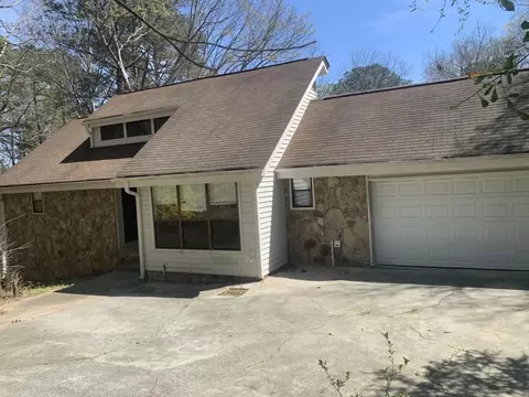 3958 Cotswold Dr SW, Lilburn, GA 30047