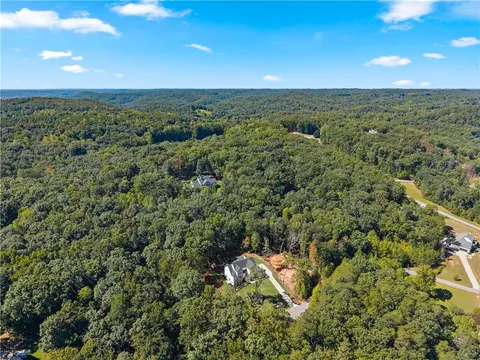 View/Area - 136 Lakeview Way, Baldwin, GA 30511 photo 2 of 7