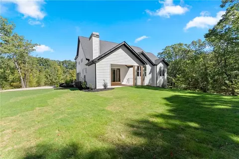 Exterior - 136 Lakeview Way, Baldwin, GA 30511 photo 21 of 22