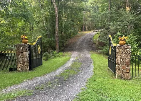1014 Miss Amber Way, Locust Grove, GA 30248