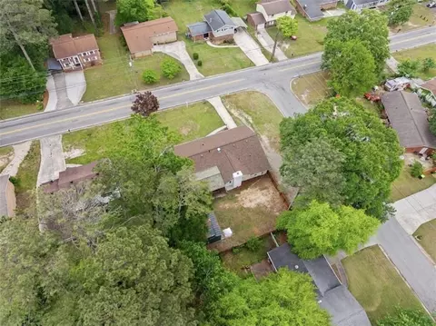 View/Area - 6463 Maddox Rd, Morrow, GA 30260 photo 2 of 8