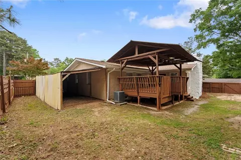 Exterior - 6463 Maddox Rd, Morrow, GA 30260 photo 11 of 13