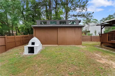 Exterior - 6463 Maddox Rd, Morrow, GA 30260 photo 12 of 13