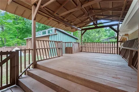 Exterior - 6463 Maddox Rd, Morrow, GA 30260 photo 4 of 13