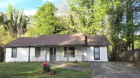 Exterior - 2667 Camelot Ct, Duluth, GA 30096 photo 3 of 8