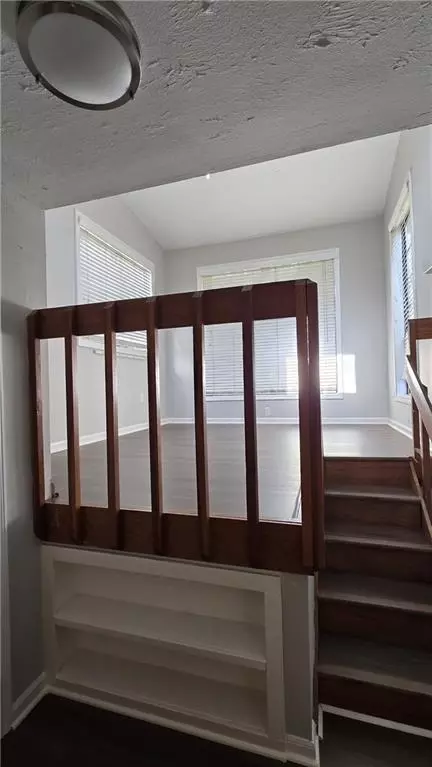 Living - 2667 Camelot Ct, Duluth, GA 30096 photo 4 of 4