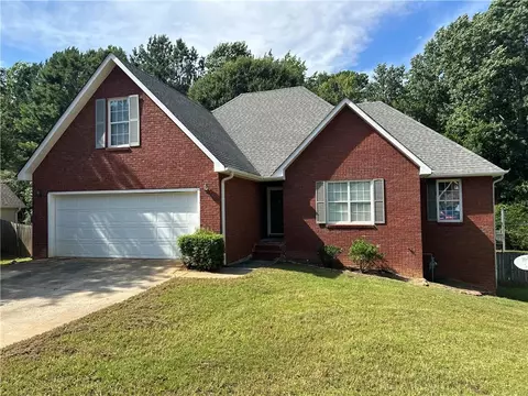 115 Cannon Dr, Fayetteville, GA 30214