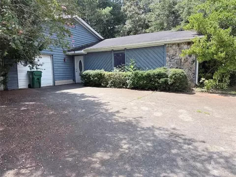 1839 Quailwood Dr, Stone Mountain, GA 30088
