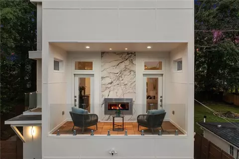 24 Hutchinson St, Atlanta, GA 30307