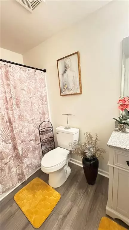 Bath - 70 Kevin Ct, Porterdale, GA 30014 photo 4 of 7