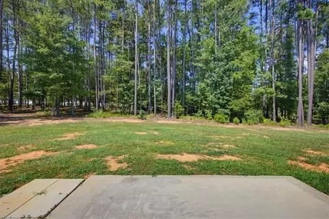 Exterior - 62 Windrow Trl, Statham, GA 30666 photo 5 of 9