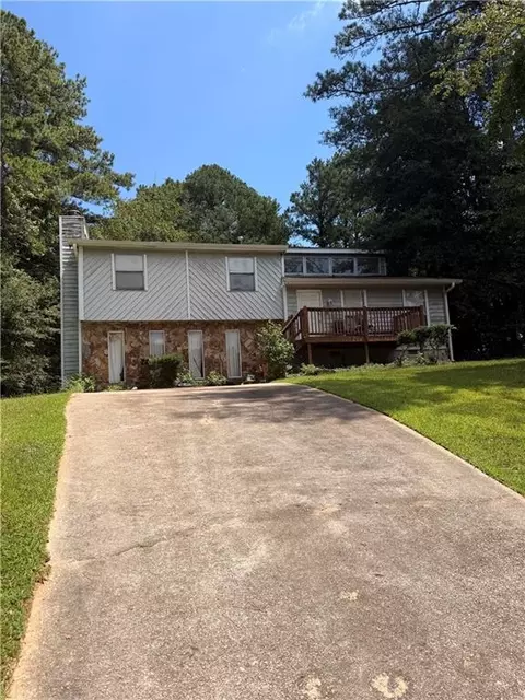 3533 Ridgetop Ct, Ellenwood, GA 30294