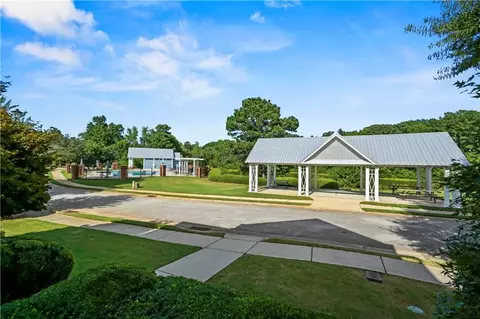 Exterior - 175 Pratt Dr, Covington, GA 30014 photo 8 of 9