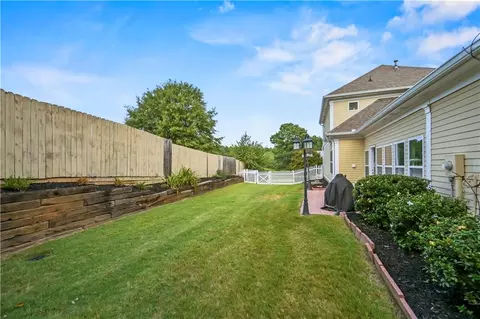 Exterior - 175 Pratt Dr, Covington, GA 30014 photo 3 of 9