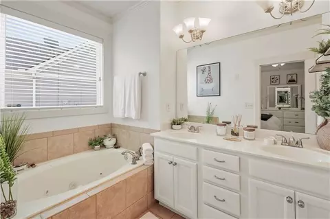 Bath - 175 Pratt Dr, Covington, GA 30014 photo 1 of 4