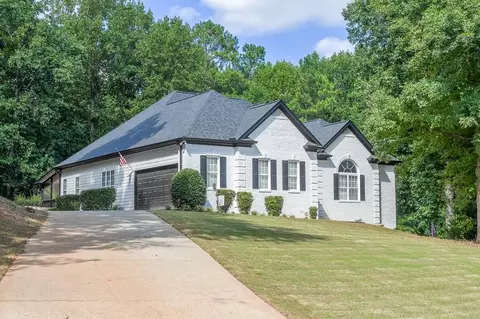 151 Dumar Ln, Hoschton, GA 30548