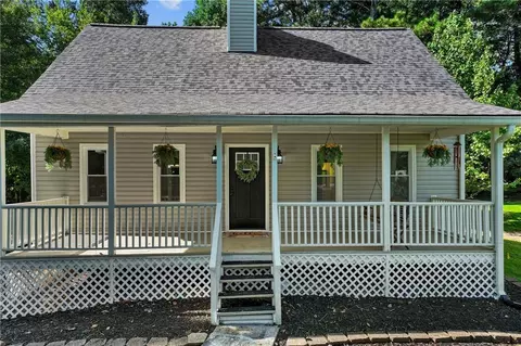 2883 Country Ln NW, Kennesaw, GA 30152