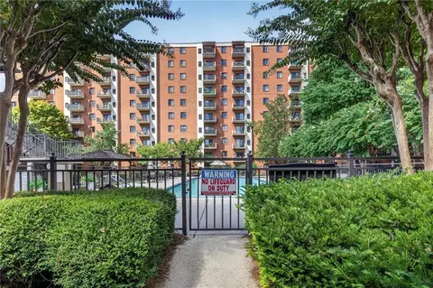 300 Johnson Ferry Rd NE #B315, Sandy Springs, GA 30328