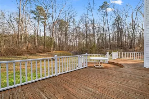 Exterior - 1444 Thrasher Hls, Dalton, GA 30721 photo 5 of 10