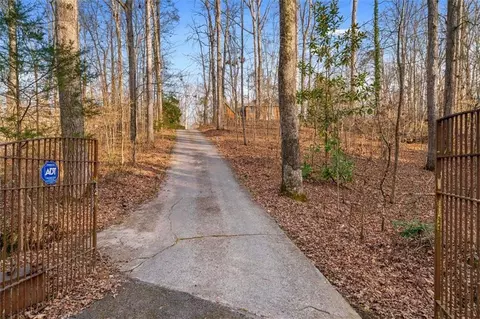 Exterior - 1444 Thrasher Hls, Dalton, GA 30721 photo 10 of 10
