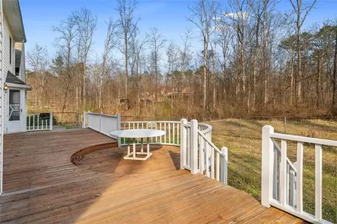 Exterior - 1444 Thrasher Hls, Dalton, GA 30721 photo 4 of 10