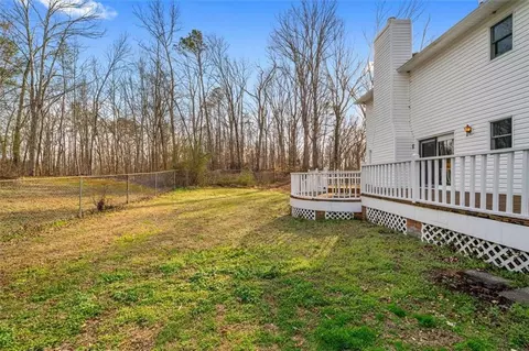 Exterior - 1444 Thrasher Hls, Dalton, GA 30721 photo 7 of 10