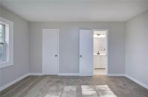 Bedroom - 102 Summit Dr, Griffin, GA 30224 photo 6 of 9