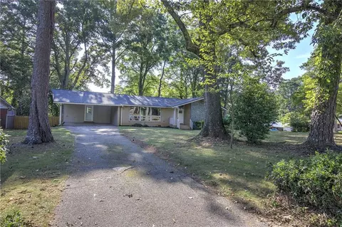 Exterior - 102 Summit Dr, Griffin, GA 30224 photo 17 of 17