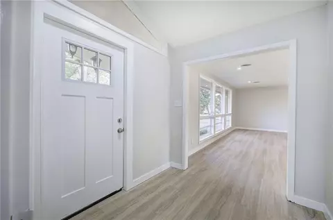 Entry Way - 102 Summit Dr, Griffin, GA 30224 photo 3 of 3