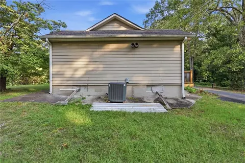 3365 Thompson Bridge Rd, Gainesville, GA 30506 photo 6