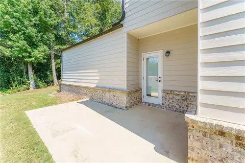 Exterior - 4230 Easter Lily Ave, Buford, GA 30519 photo 8 of 10