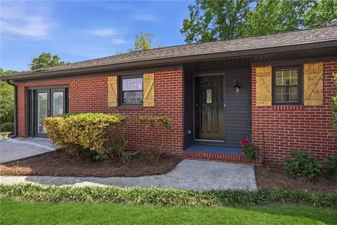 2880 Sherwood Rd SE, Smyrna, GA 30082