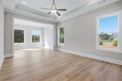 Living - 137 Twin Oaks Dr, Hampton, GA 30228 photo 4 of 4