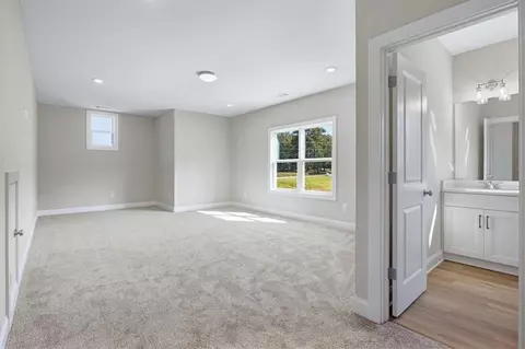 Bedroom - 137 Twin Oaks Dr, Hampton, GA 30228 photo 5 of 11