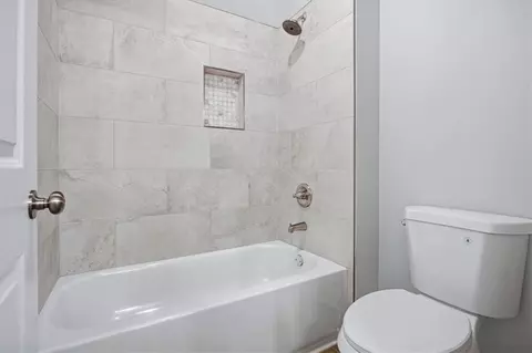 Bath - 137 Twin Oaks Dr, Hampton, GA 30228 photo 8 of 8