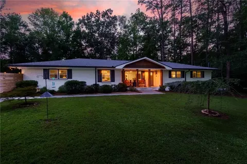 4064 Covered Bridge Rd SW, Smyrna, GA 30082