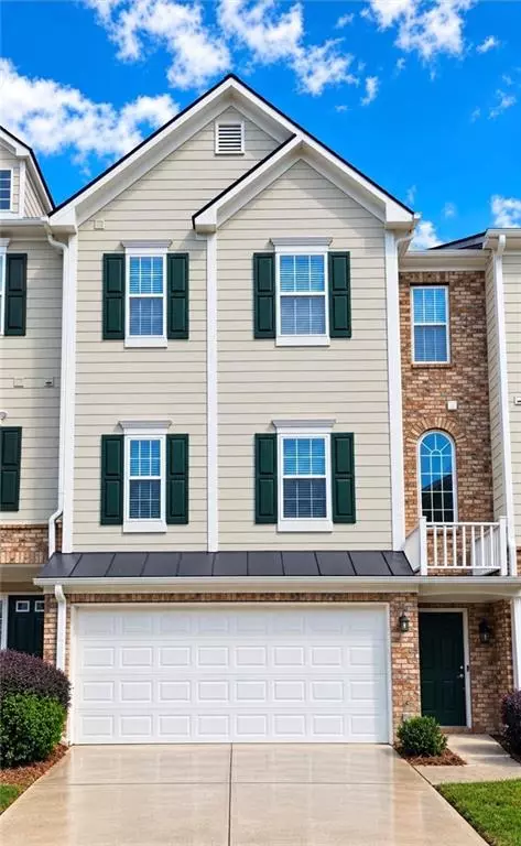 6005 Turfway Park Ct, Sugar Hill, GA 30518