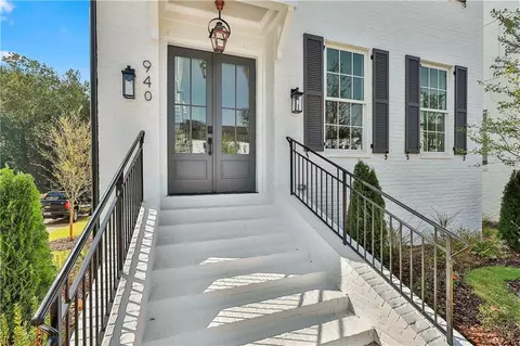 940 Laurel Brooke Ave, Peachtree City, GA 30269