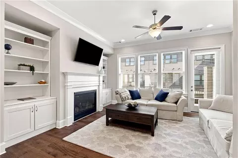 6580 Aria Village Dr, Sandy Springs, GA 30328