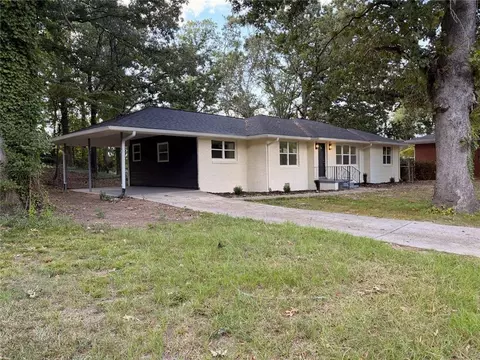 650 Bolton Rd NW, Atlanta, GA 30331